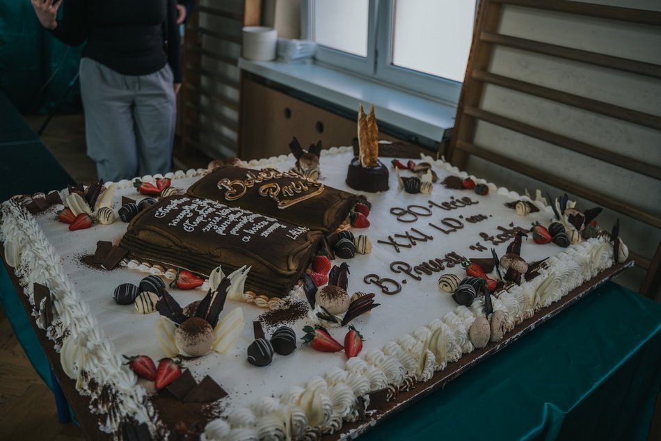 Łódź. Urodziny XXI Liceum Ogólnokształcącego w Łodzi. Huczne obchody z okazji 80-lecia