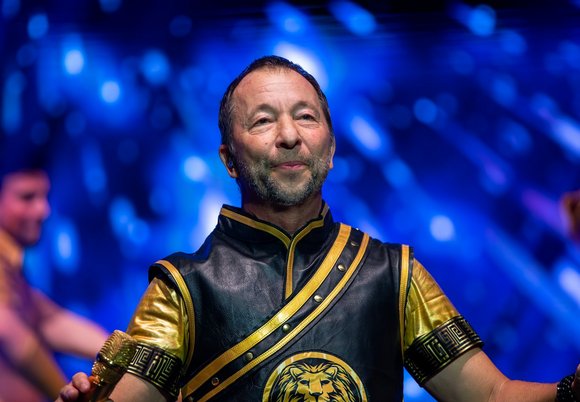 Łódź. DJ BoBo zagra w Atlas Arenie w Łodzi! Eurodance dla fanów hitów lat 90.