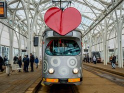 Łódź. Darmowy walentynkowy tramwaj MPK Łódź na ulicach miasta! Jak tu można go nie kochać?