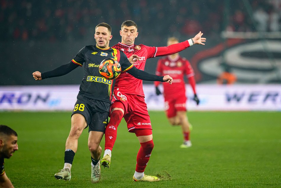 Porażka na koniec. Widzew Łódź przegrał na własnym stadionie z Koroną Kielce
