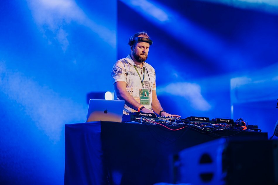 Didżejskie sety przeciwko deszczowi! Tak się gra między koncertami na Łódź Summer Festival 2025!