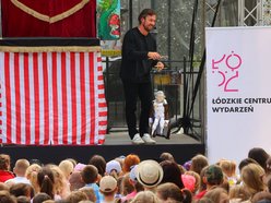 Łódź. Baśniowa Piotrkowska w Łodzi. Teatr Barnaby zachwycił najmłodszych widzów