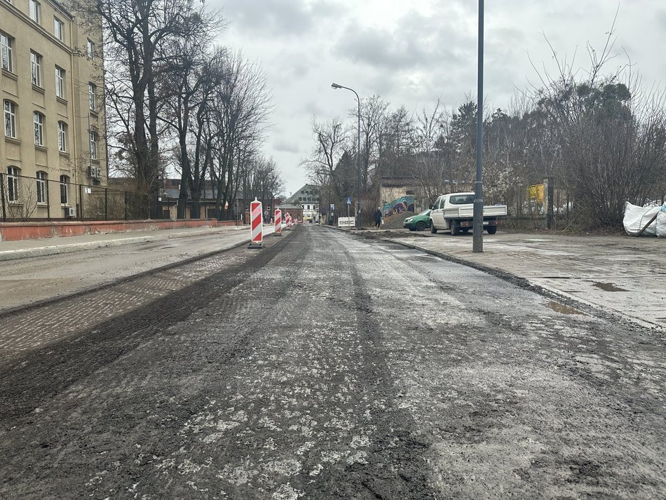 Remont Sienkiewicza i Tymienieckiego w Łodzi. Drogowcy rozpoczęli kolejny etap prac