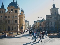Wiosna w Łodzi! Piotrkowska i Plac Wolności pełne spacerowiczów!