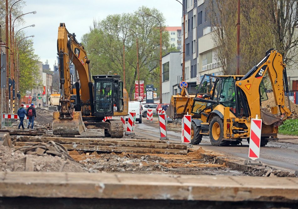 Przybyszewskiego w remoncie. Sprawdzamy, jak przebiegają prace.