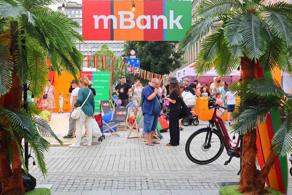 Megazabawa w strefie mBanku z okazji 602. Urodzin Łodzi. Pasaż Schillera zaprasza