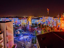 TOP 25 zdjęć z pierwszego dnia Light Move Festival 2025 Łódź. W sam raz na tapetę!