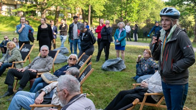 Spacer nad rzeką Łódką. Rozmowy o inwestycjach na Bałutach [ZDJĘCIA]