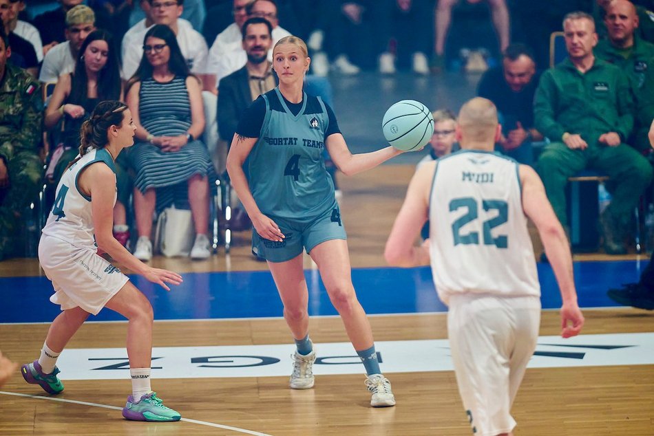 Łódź. Mecz Gortat Team vs NATO Team