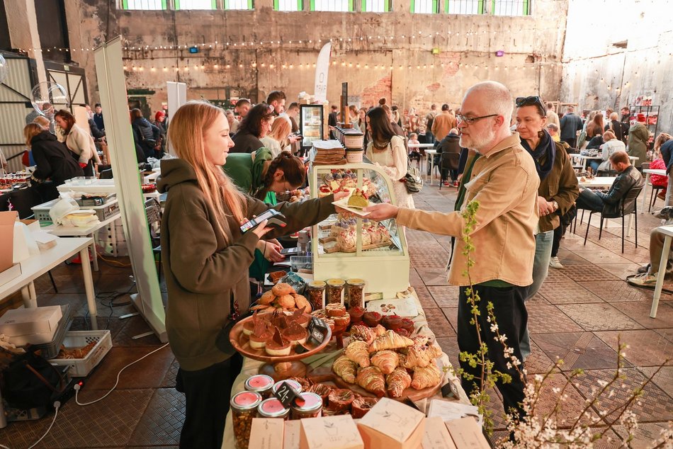 Tłumy na Słodkim Targu w Fuzji w Łodzi. Byłeś? odszukaj się w galerii!