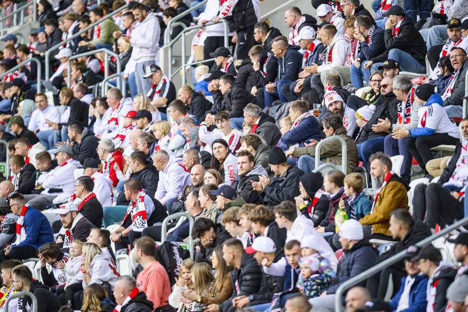 Kibice na meczu ŁKS Łódź z GKS Tychy. Byłeś? Znajdź się w galerii!