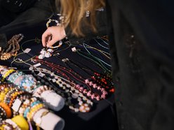 Łódź. Kiermasz staroci w Ogrodach Geyera