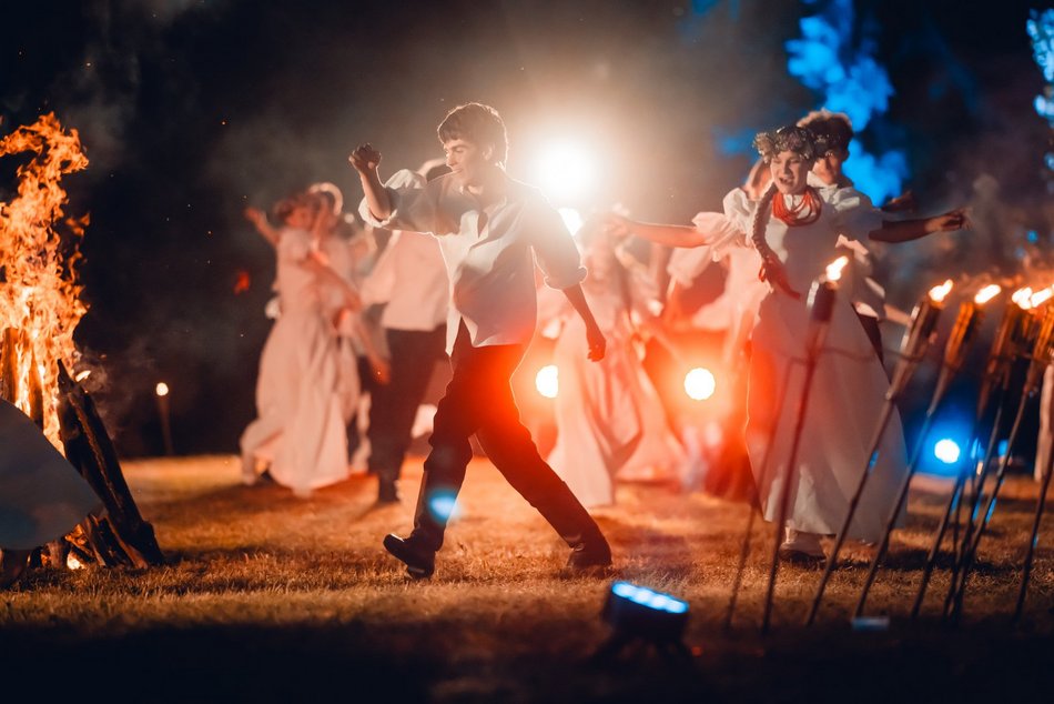 Łódź. Noc Świętojańska w Ogrodzie Botanicznym w Łodzi. Pełno magii, tańca i niezwykłych rytuałów