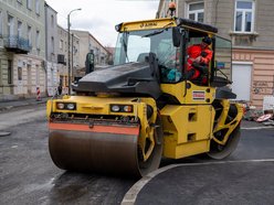 Łódź. Remont Przędzalnianej w Łodzi. Nowe parkingi, jezdnia i chodniki już po Wielkanocy