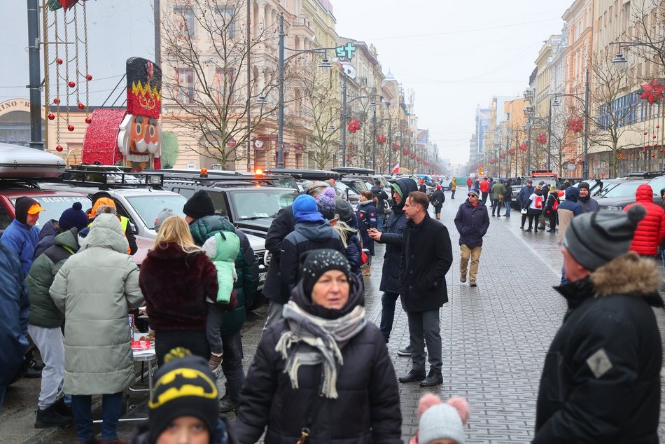 Łódź. WOŚP 2026 w Łodzi. Motoszarża po raz pierwszy opanowała Piotrkowską! [ZDJĘCIA]