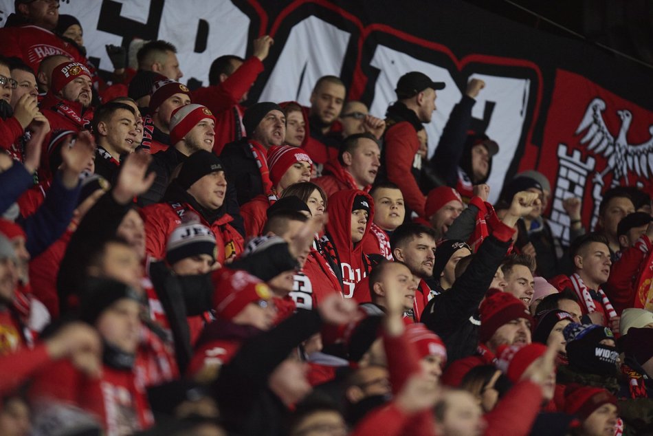Mecz Widzew Łódź–Śląsk Wrocław, kibice na trybunach, zdjęcia