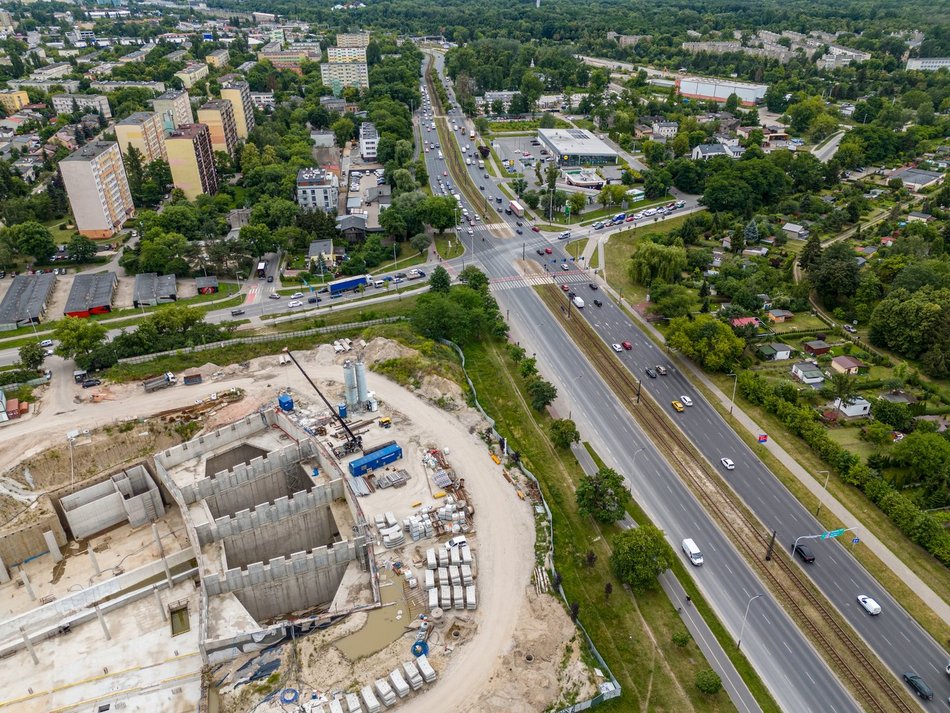 Włókniarzy i stacja Łódź Koziny z lotu ptaka