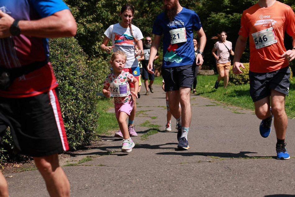 Łódź. Botaniczna Piątka w Ogrodzie Botanicznym w Łodzi. Biegowe emocje i pozytywna energia