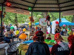 Łódź. Piknik w parku Śledzia w Łodzi. Atrakcje dla całej rodziny!