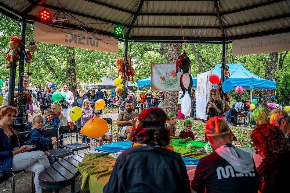 Łódź. Piknik w parku Śledzia w Łodzi. Atrakcje dla całej rodziny!