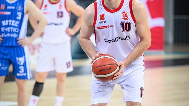 Wygrana mimo burzy. Koszykarze ŁKS Łódź pokonali Deckę Pelplin