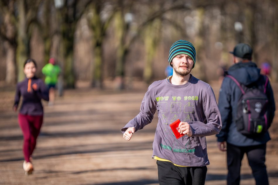 Łódź. Parkrun w Parku Poniatowskiego w Łodzi. Brałeś udział w biegu? Znajdź się na zdjęciach!