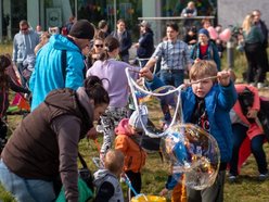 Łódź. Wpadnij na Piknik Różnorodności w Łodzi! Warsztaty tworzenia lalek, łucznictwo, tatuaże z henny i więcej