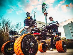 Łódź. Ekipa z Politechniki Łódzkiej robi roboty przyszłości. Łazik REX 2.0 mógłby podbić Marsa