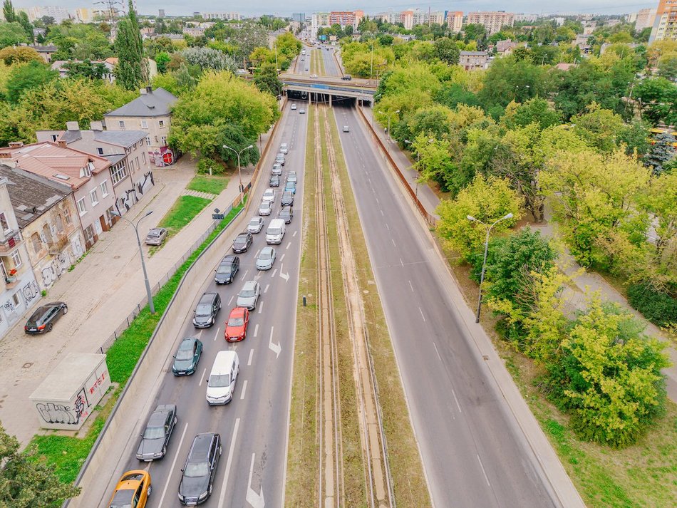 Łódź. Torowisko na ul. Rzgowskiej w Łodzi