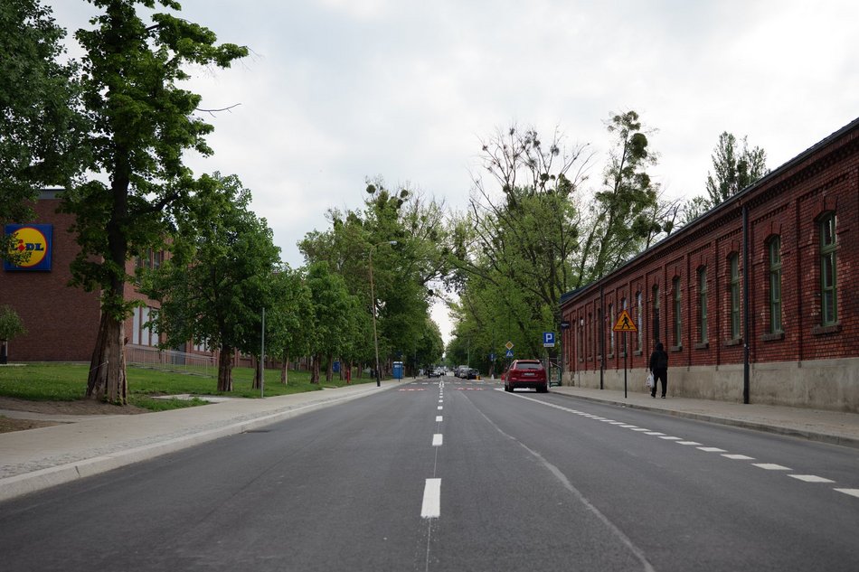 Łódź. Remont Tymienieckiego w Łodzi zakończony! Nowa nawierzchnia, parkingi i powrót MPK Łódź