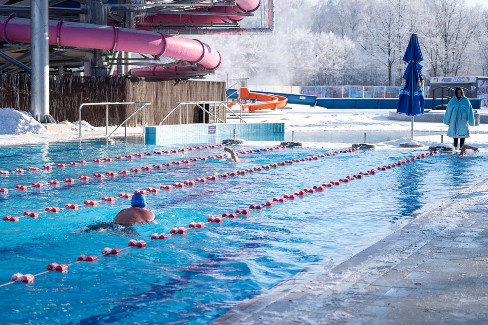 Łódź. Zimne pływanie w Aquaparku Fala w Łodzi