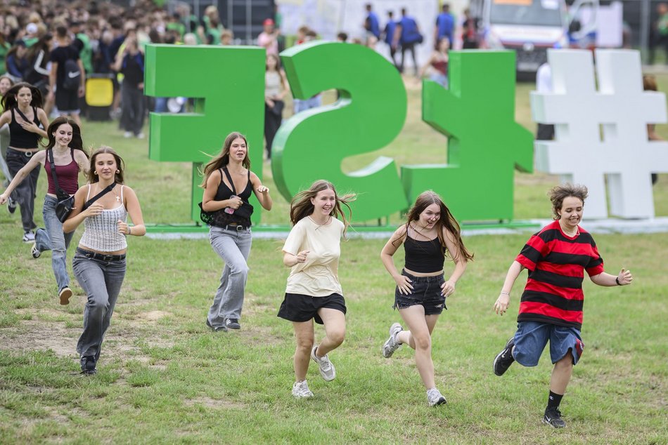 Łódź Summer Festival 2025 wystartował! Otwarcie bram i tłumy biegnące pod scenę!