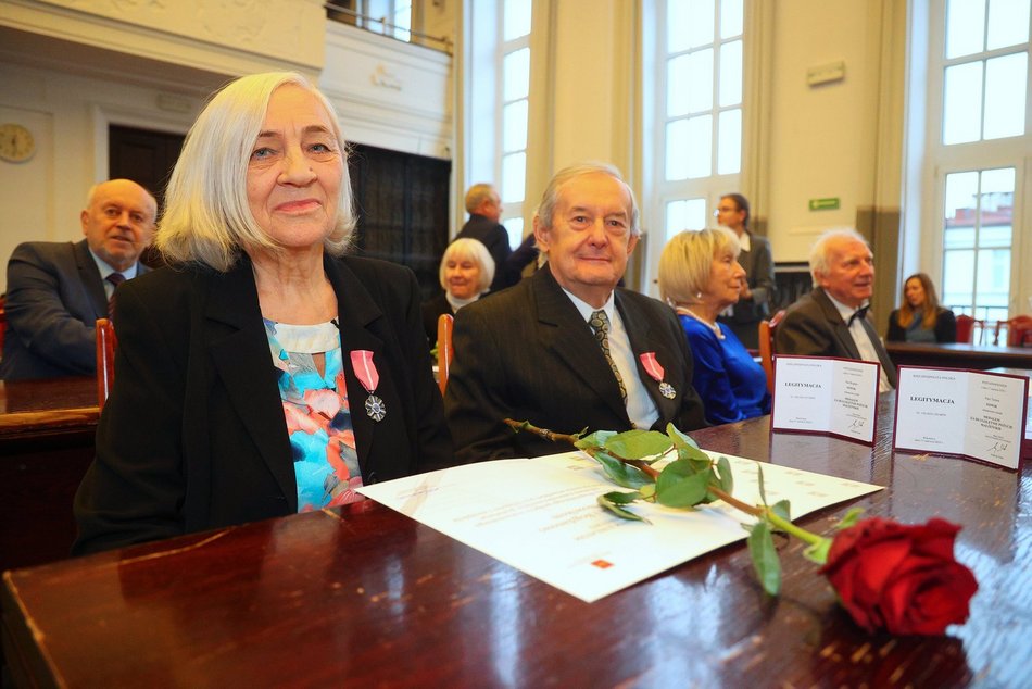 Łódź. Medale za długoletnie pożycie małżeńskie. Rekordziści są razem od 66 lat!