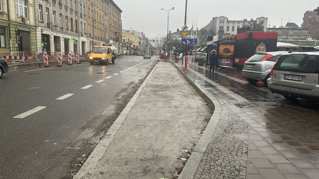 Nowe przystanki MPK Łódź przy Zielonym Rynku już wkrótce. Duże ułatwienia dla pasażerów [ZDJĘCIA]