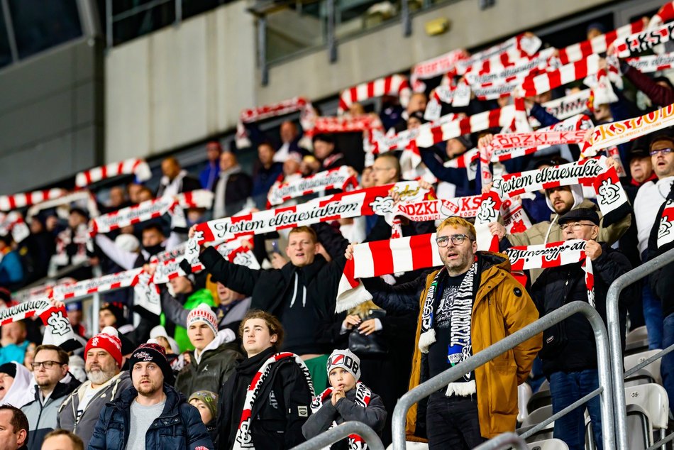 Łódź. Kibice na meczu ŁKS Łódź - Śląsk Wrocław. Byłeś/aś? Znajdź się w galerii