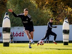 Łódź. Cisza przed burzą w ŁKS Łódź? Oczekiwanie na transfery przed wylotem do Turcji