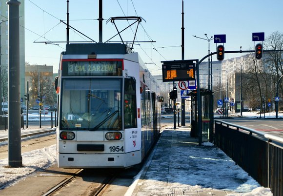 Łódź. Ferie zimowe 2026 w Łodzi. Jak dojechać MPK Łódź do największych atrakcji w mieście?