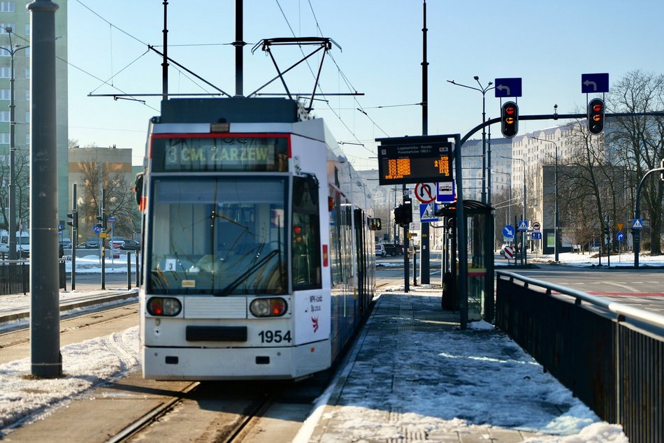 Łódź. Ferie zimowe 2026 w Łodzi. Jak dojechać MPK Łódź do największych atrakcji w mieście?