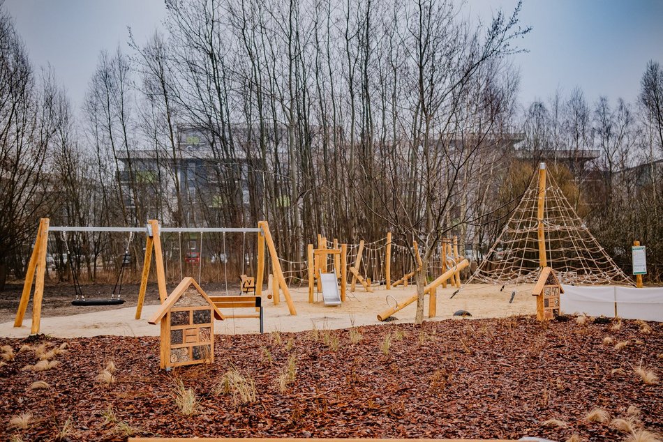 Łódź. Nowości w parku Pileckiego w Łodzi! Fabryka piasku, więcej zieleni i kosze na śmieci