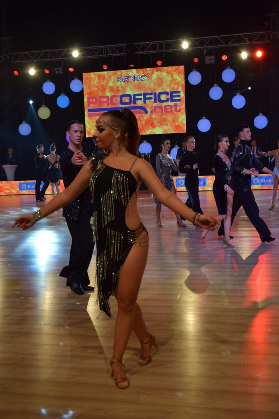 Łódź. Łodzianka staje w szranki z zawodowymi tancerzami! Poznaj historię Roksany Paralusz