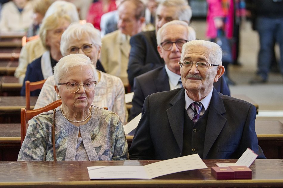 Małżeństwa z Łodzi uhonorowane medalami za wieloletnie pożycie