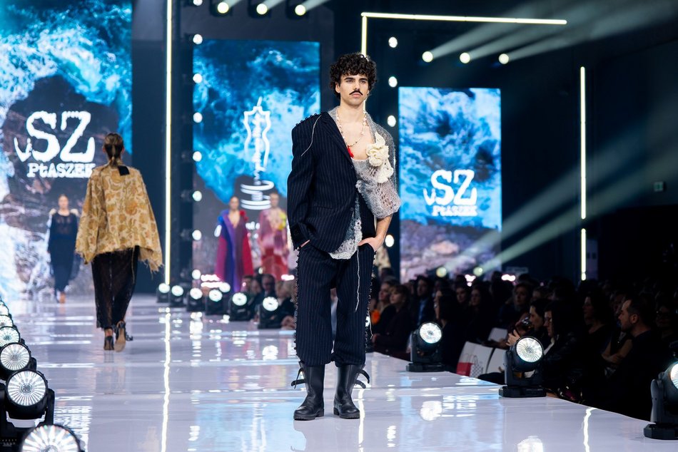 Łódź. Moda i pomaganie w klubie Wytwórnia w Łodzi. Zobacz zdjęcia z gali „poMocni w Modzie by Plesiak”