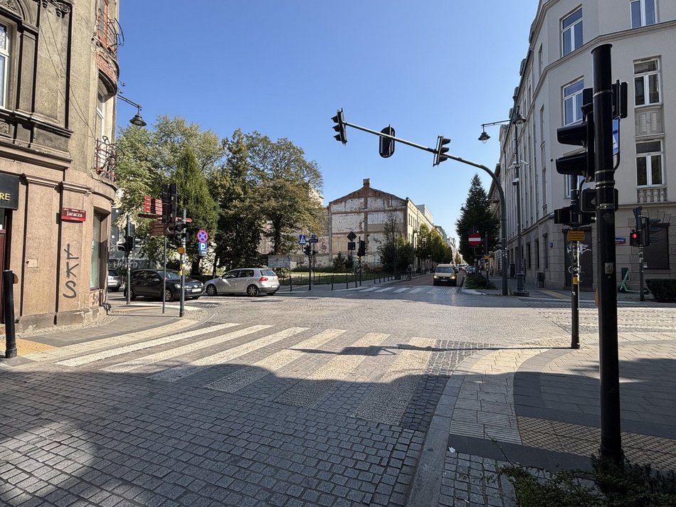 Remont na skrzyżowaniu Wschodniej i Jaracza w Łodzi. Zmiany w ruchu i MPK Łódź