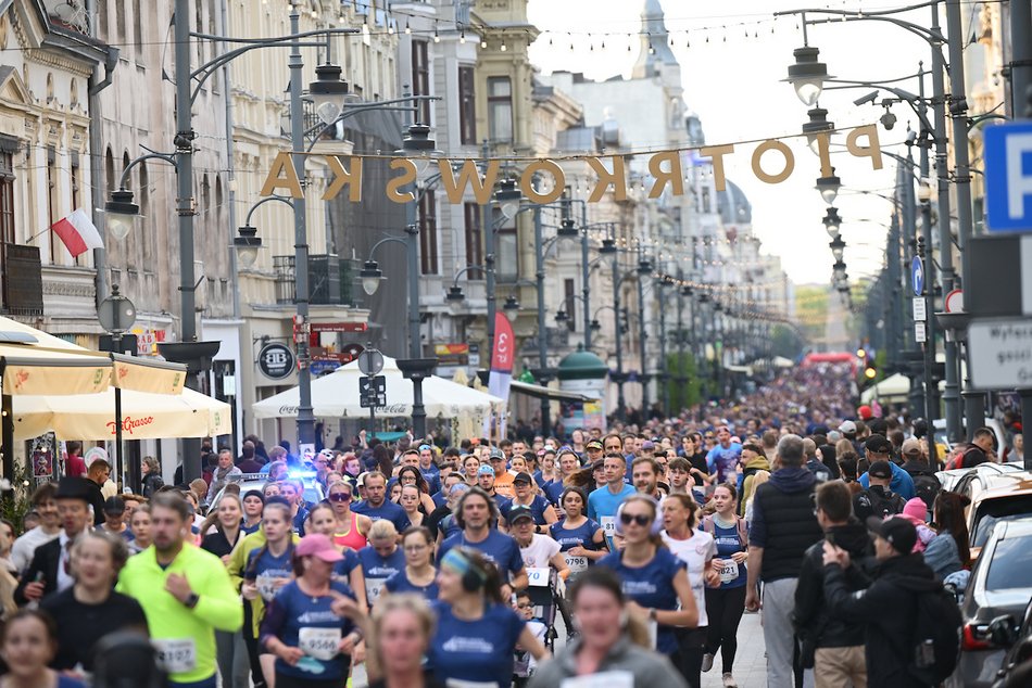 Łódź. Bieg Ulicą Piotrkowską Rossmann Run 2025 wystartował! Walka o życiowe rekordy