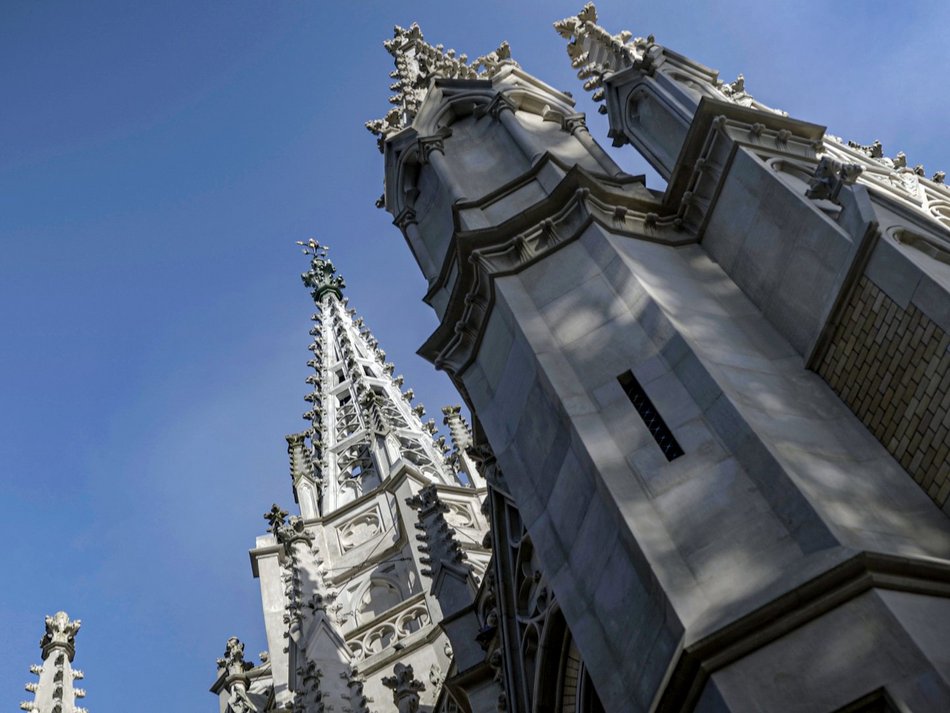 Kaplica Karola Scheiblera. Zajrzyj do wnętrza architektonicznej perły Europy!