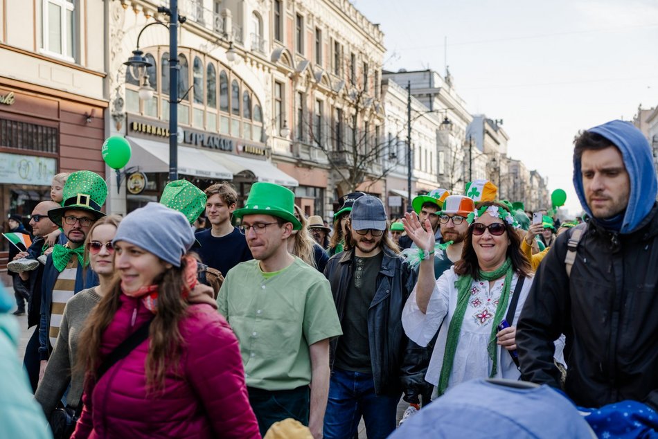 Zielona parada przeszła Piotrkowską! Tłumy świętują z okazji Dnia Świętego Patryka