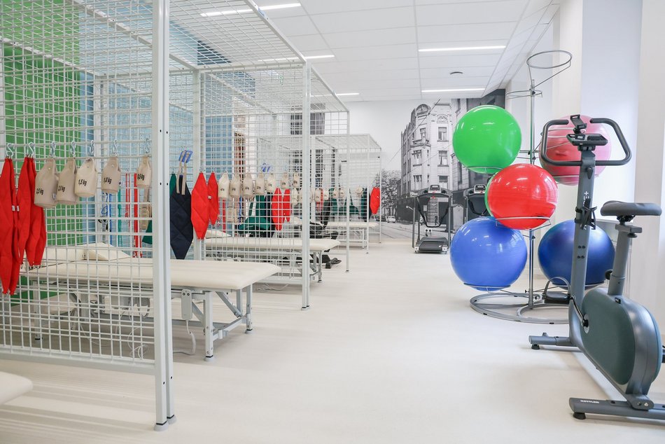 Łódź. Bezpłatna rehabilitacja dla seniorów w Łodzi. Jak zapisać się na zabiegi w MCM Górna?