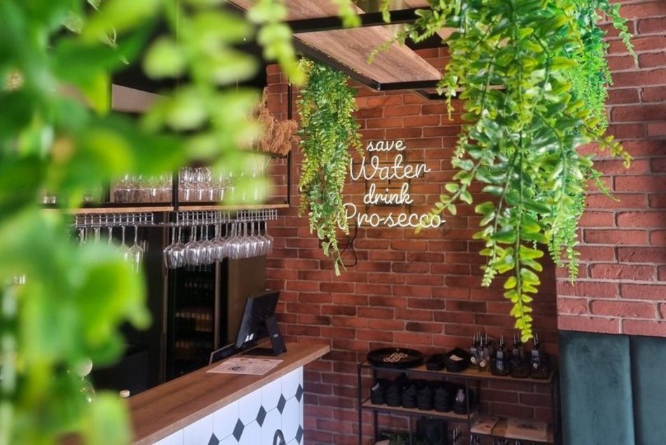 Łódź. Restauracje przy wylotówkach z Łodzi. Tu zjesz włosko, swojsko, a nawet orientalnie