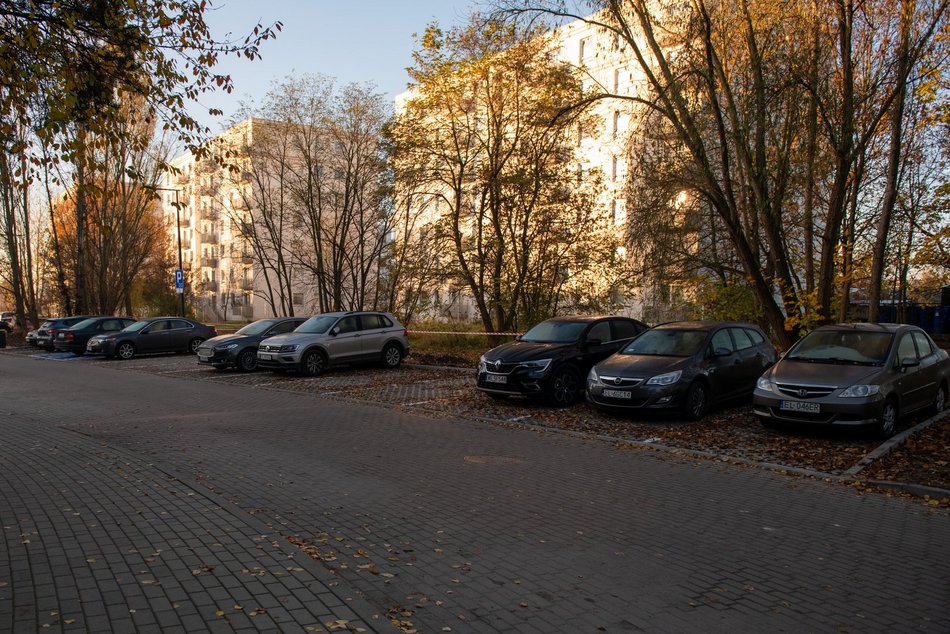 Remont na Zarzewie. Parking Nurta-Kaszyńskiego