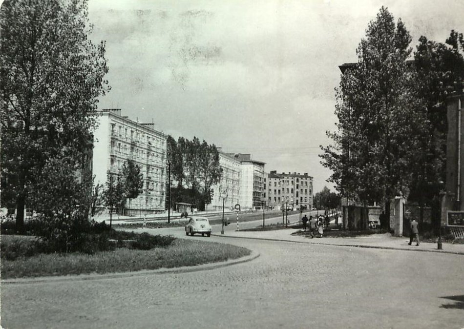 Plac Pokoju i ul. Uniwersytecka - lata 1960-1975